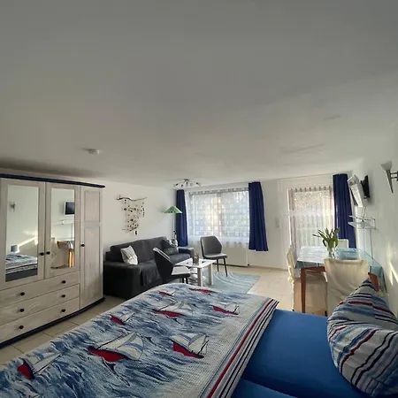 Schramm & Rolinski Apartment Lietzow