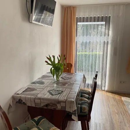 Ferienwohnungen Auf Ruegen Bei Schramm & Rolinski 아파트 *