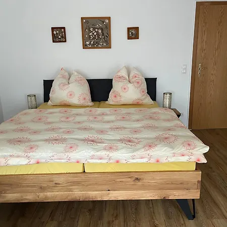 Ferienwohnungen Auf Ruegen Bei Schramm & Rolinski * Lietzow