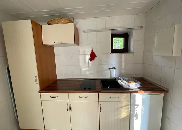 Ferienwohnungen Auf Ruegen Bei Schramm & Rolinski * Lietzow