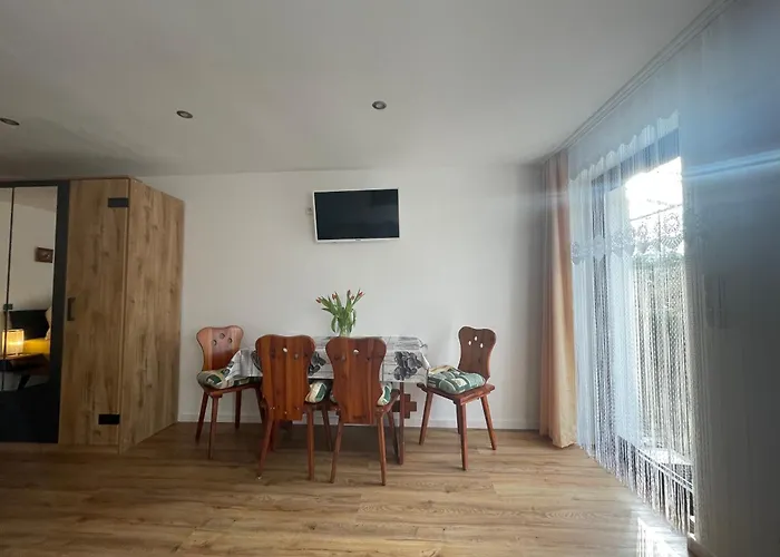 Ferienwohnungen Auf Ruegen Bei Schramm & Rolinski * Lietzow